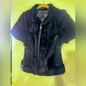 NWOT. Authentic Philipp Plein Black fur and leather Vest. Size L.